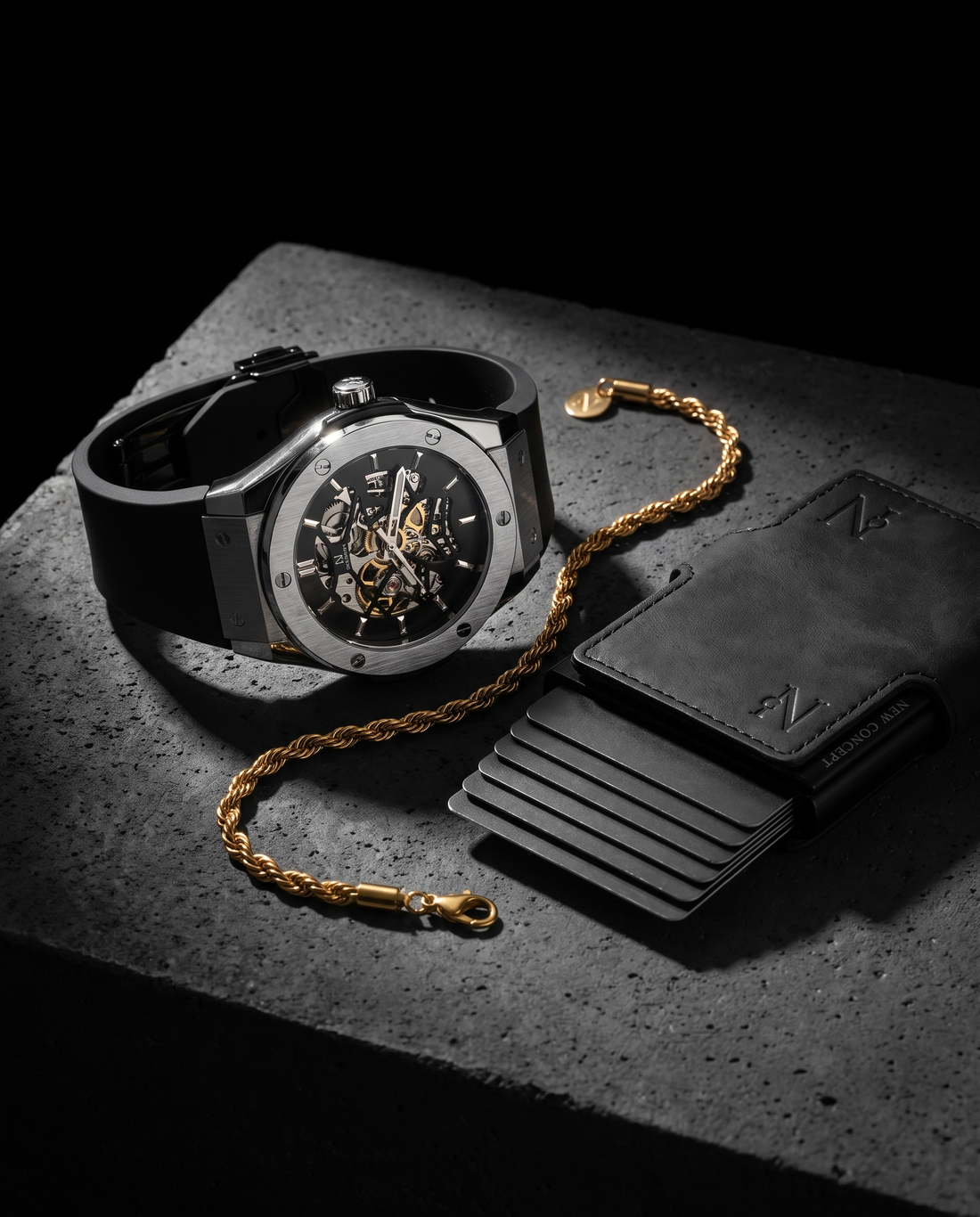 Cómo combinar reloj, pulsera y billetera masculinos
