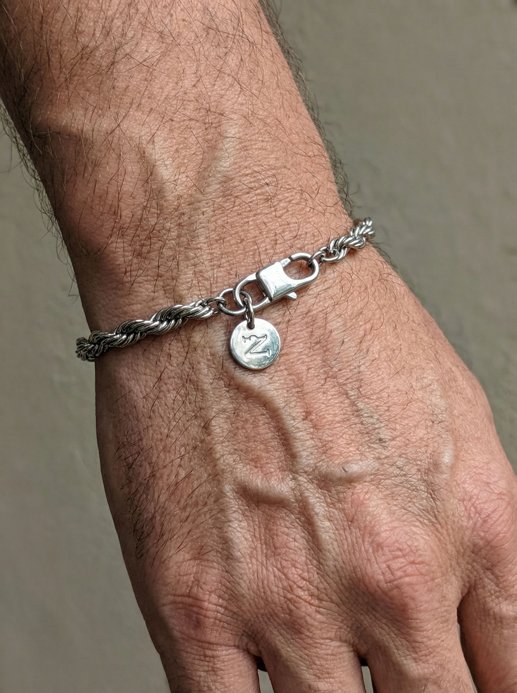 Pulsera Braid Silver acero L316 lifestyle muñeca hombre New Concept Chile